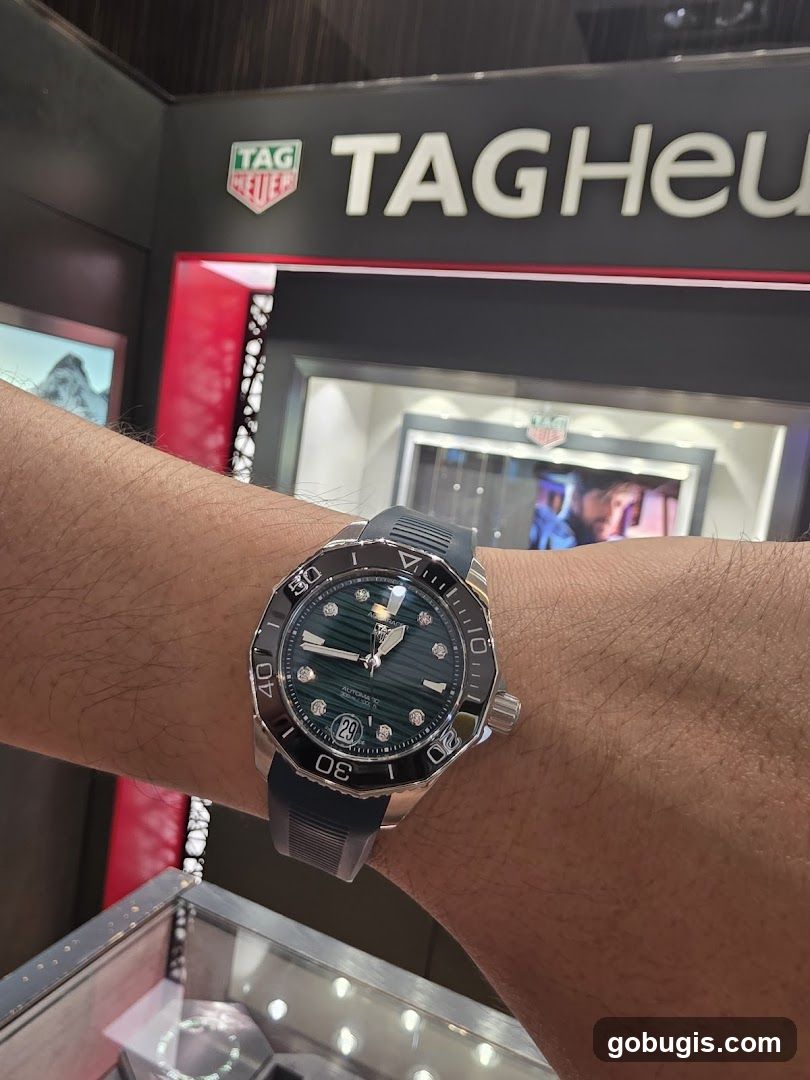 TAG Heuer Watch Display