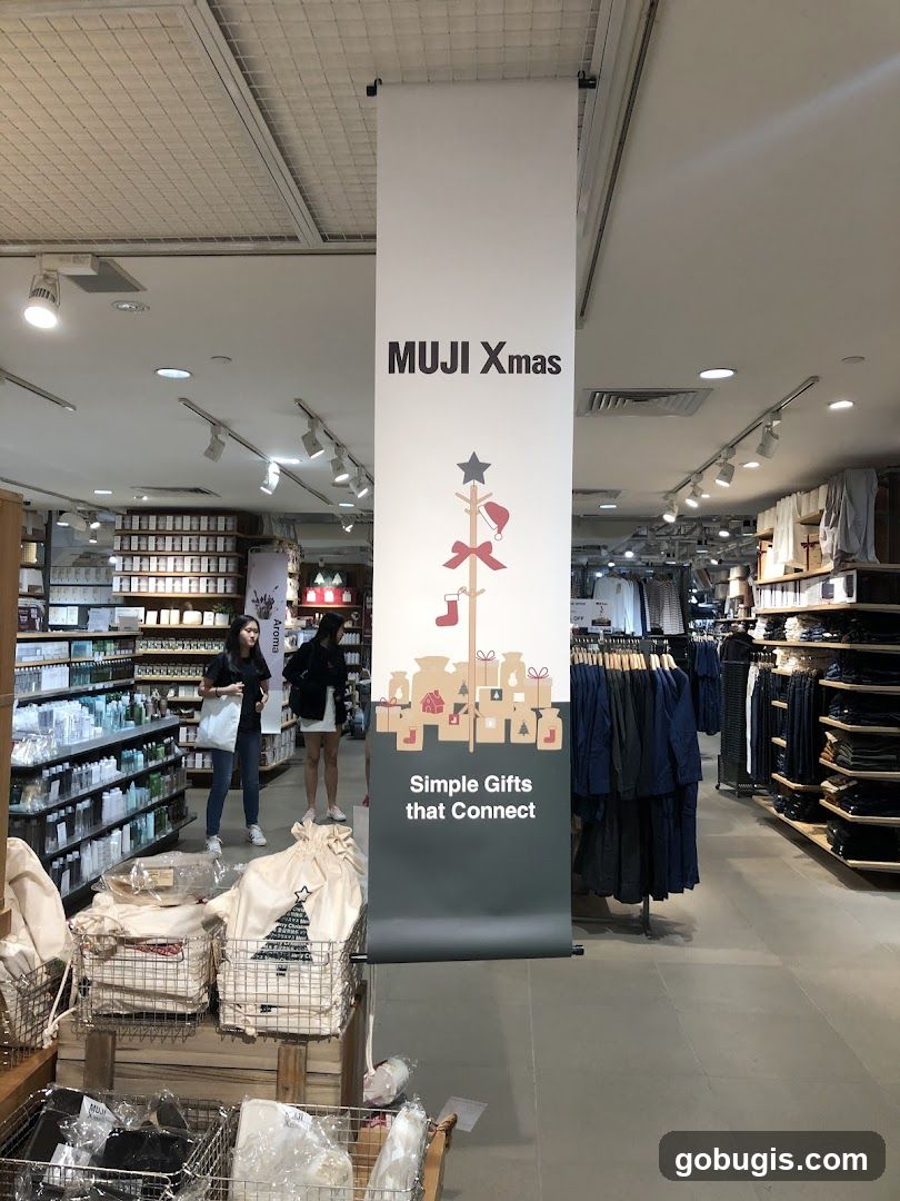 MUJI Xmas Banner