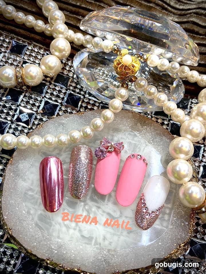 Nail Art Display