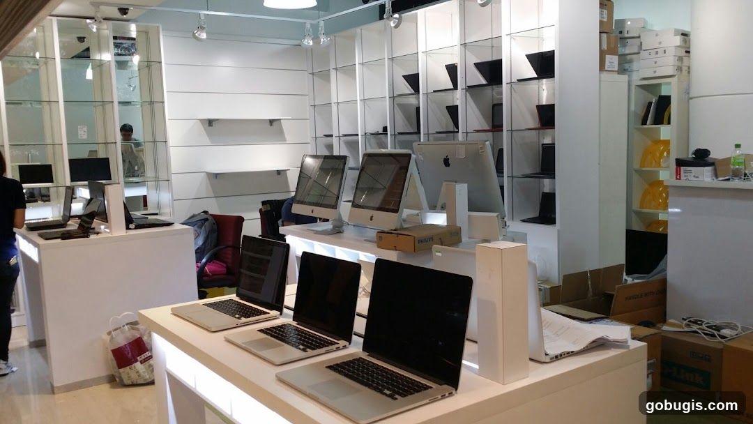 Electronics Store Display