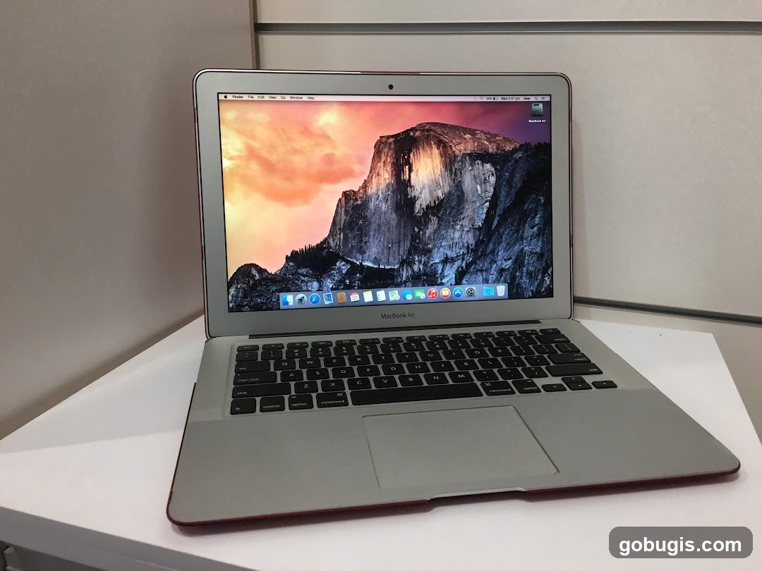 MacBook Air Laptop