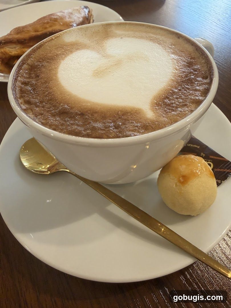 Cappuccino with Pastry