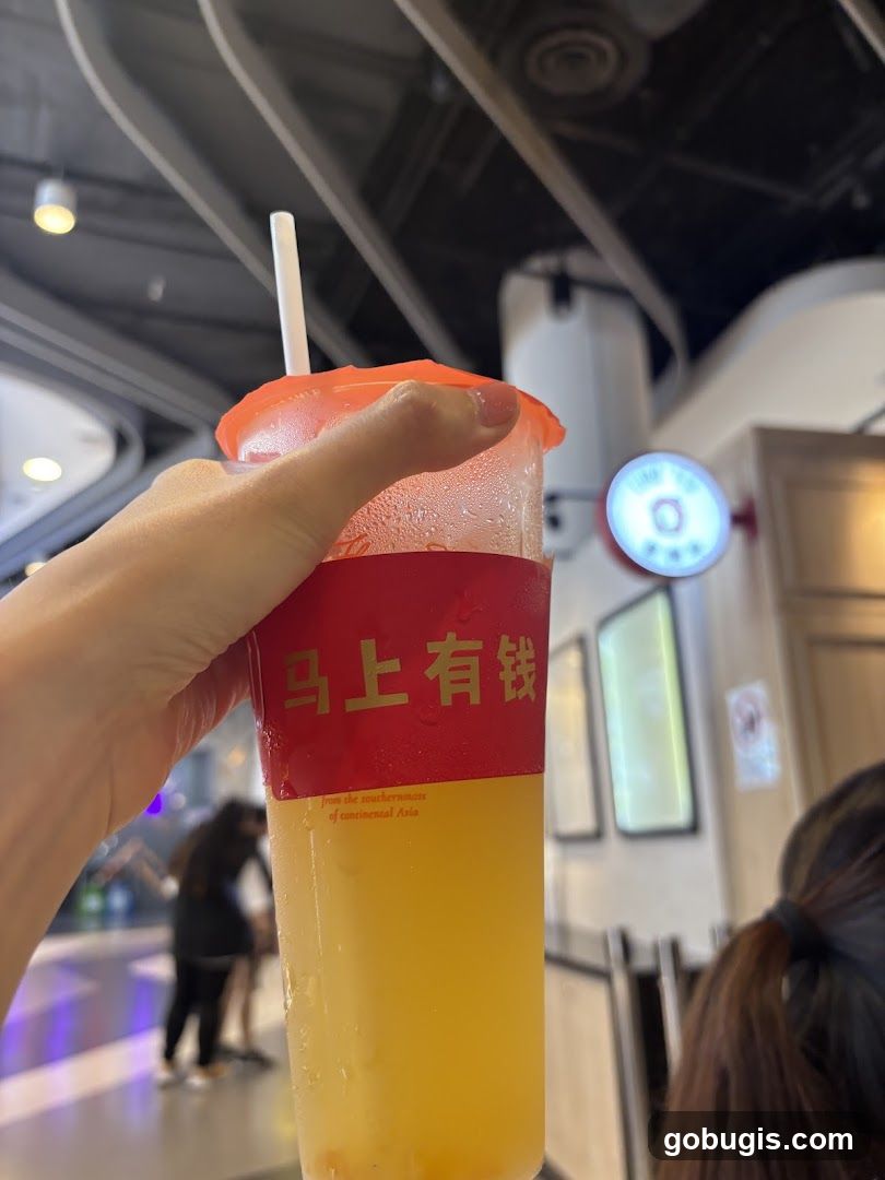 Beverage with Chinese Text