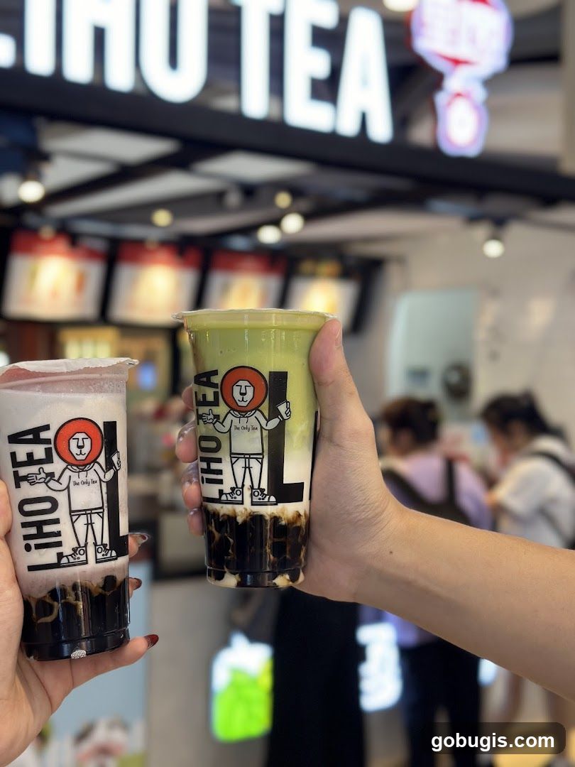 Two bubble tea drinks