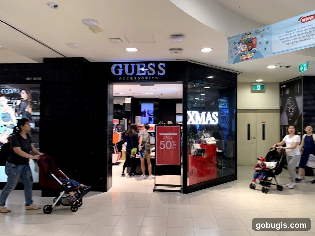 GUESS ACCESSORIES