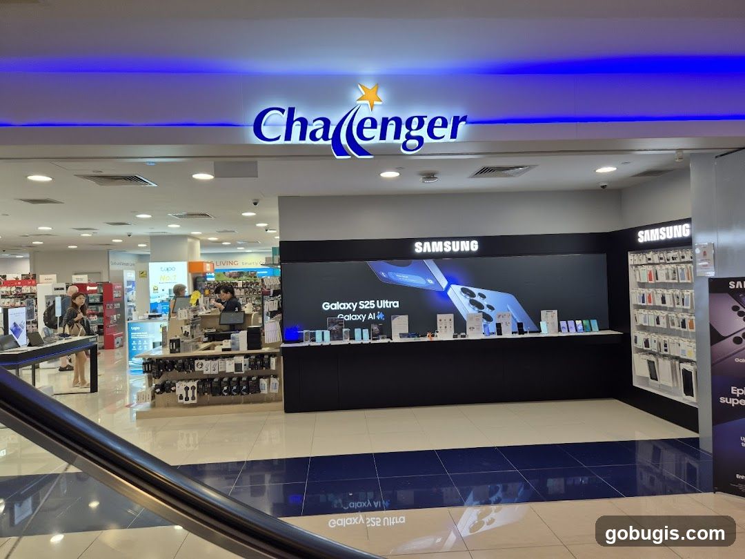 Challenger Bugis Junction (Flagship Store)