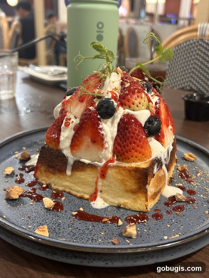 Dessert with Strawberries and Cream