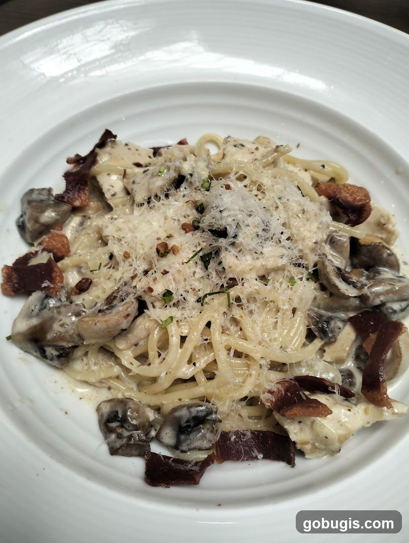 Creamy Chicken and Mushroom Pasta