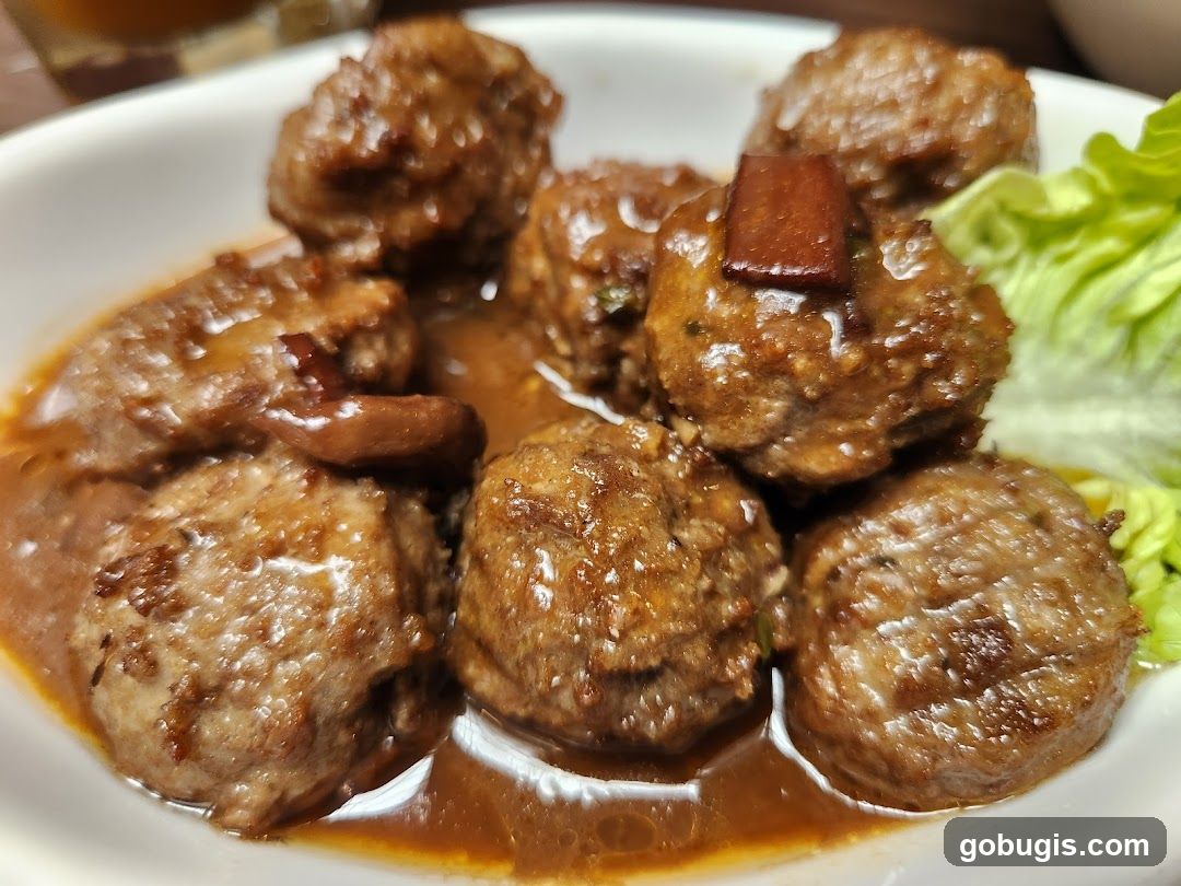 Meatballs in Sauce