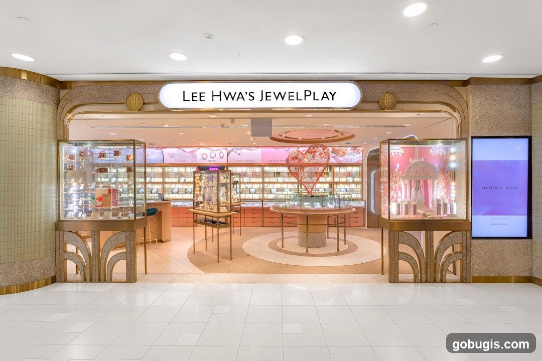 LEE HWA @ Bugis Junction