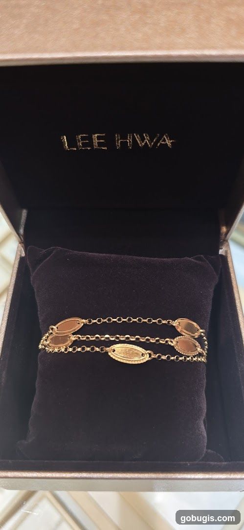 Gold bracelet in a jewelry box