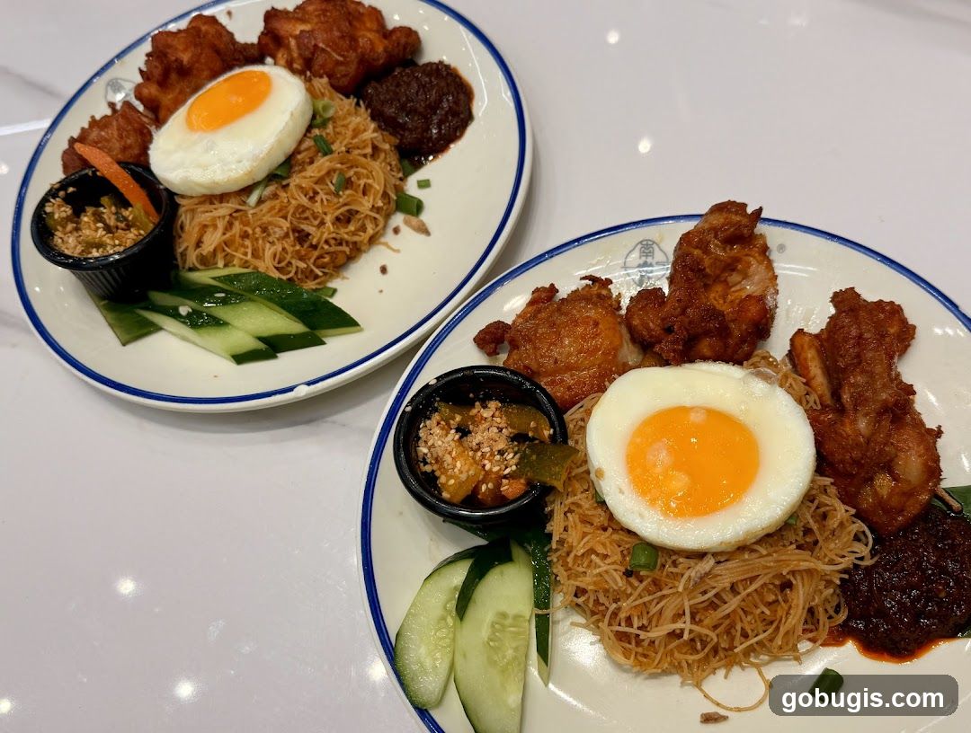 Fried Noodles with Chicken and Egg