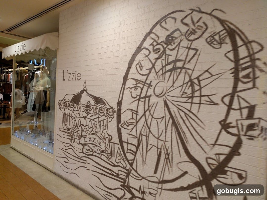 L'izzie Storefront
