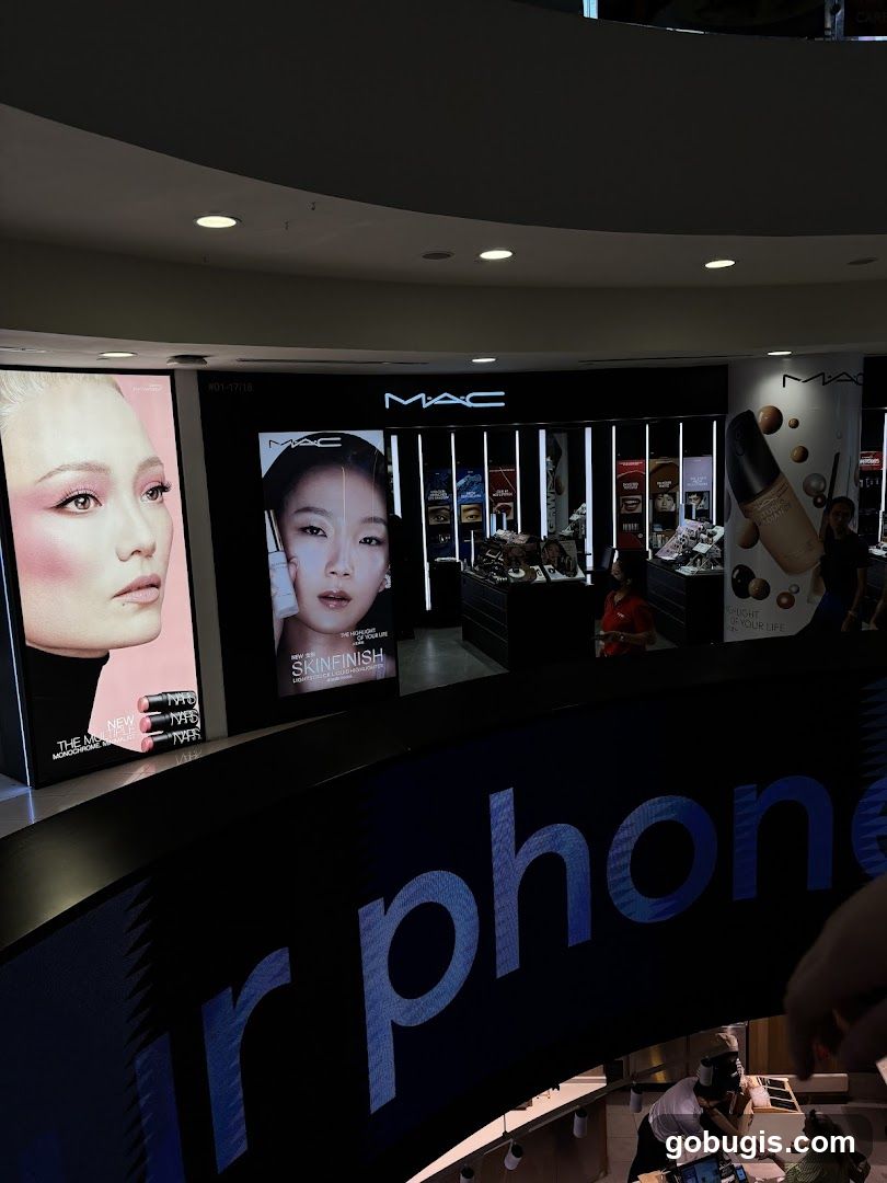 MAC Cosmetics Store