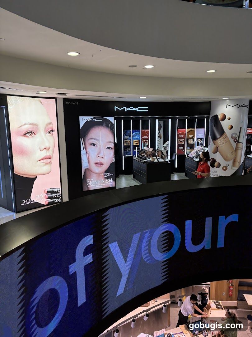 MAC Cosmetics Store