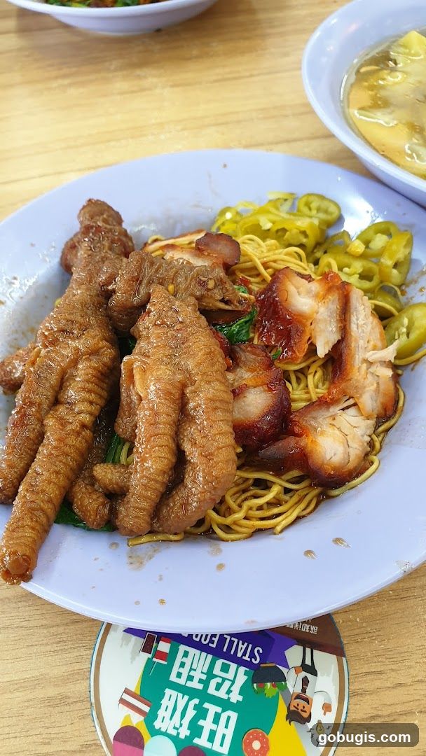 Noodles with Chicken Feet and Char Siu
