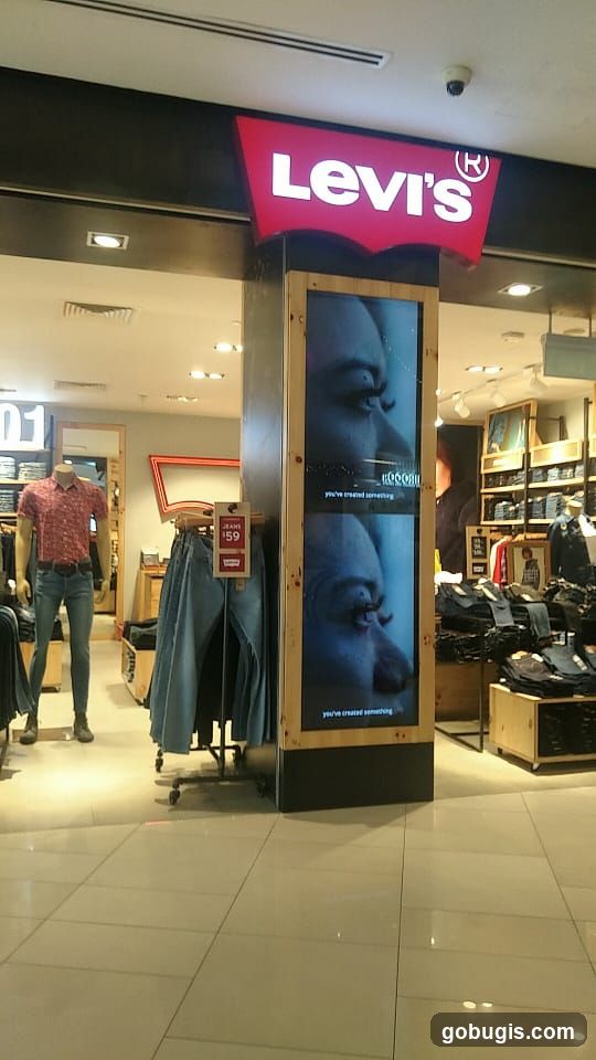 Levi's BHG Bugis Junction