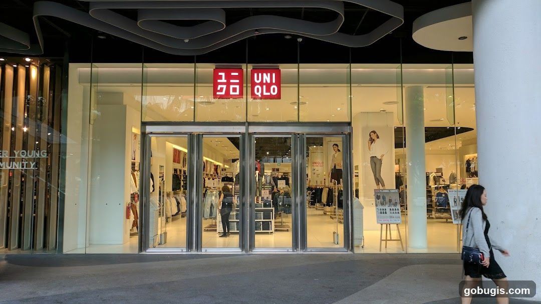 UNIQLO Bugis+ (Same Day Click & Collect)