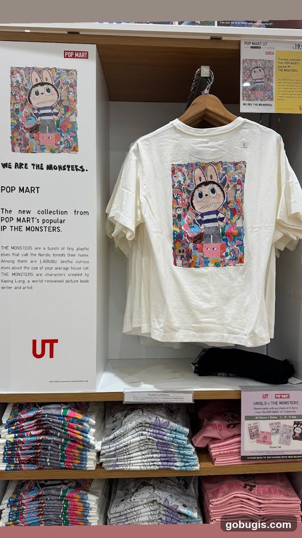 POP MART UT T-Shirt Display