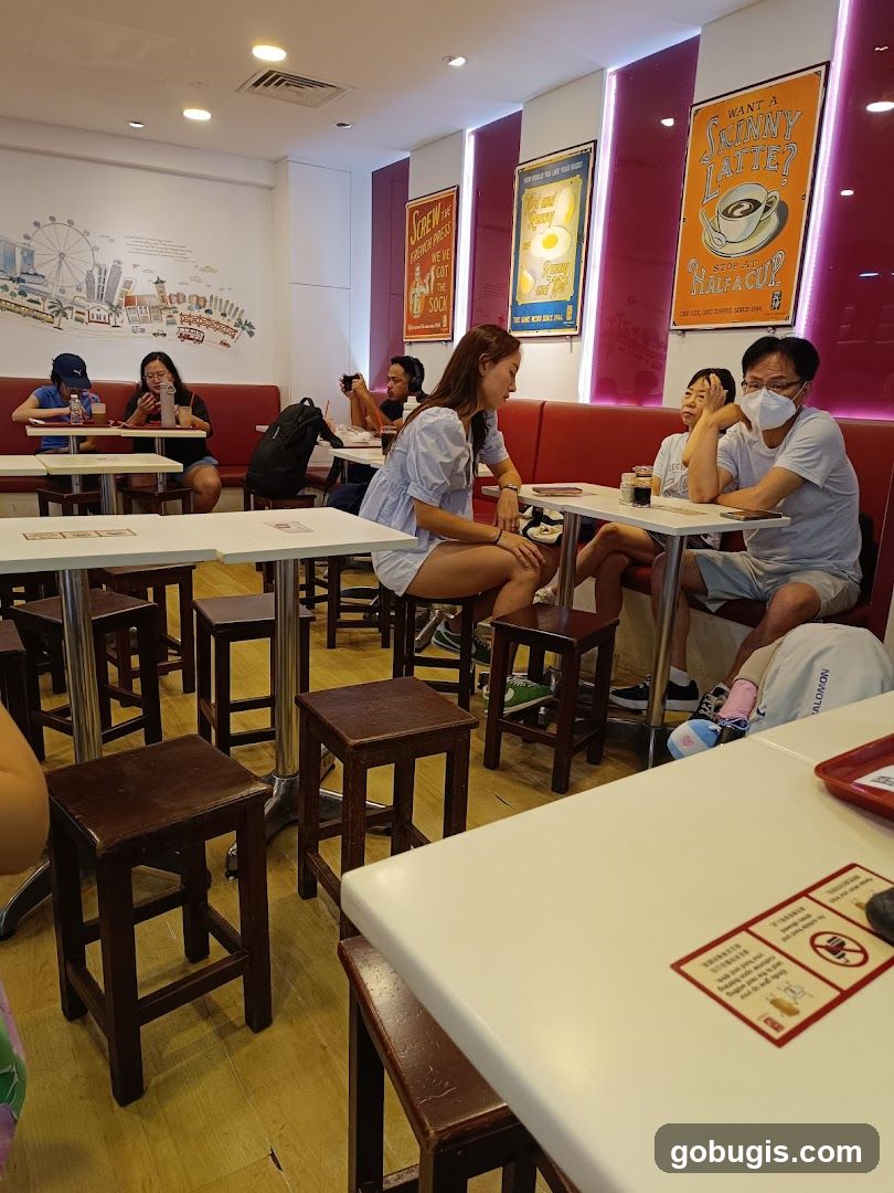 Diners at a cafe