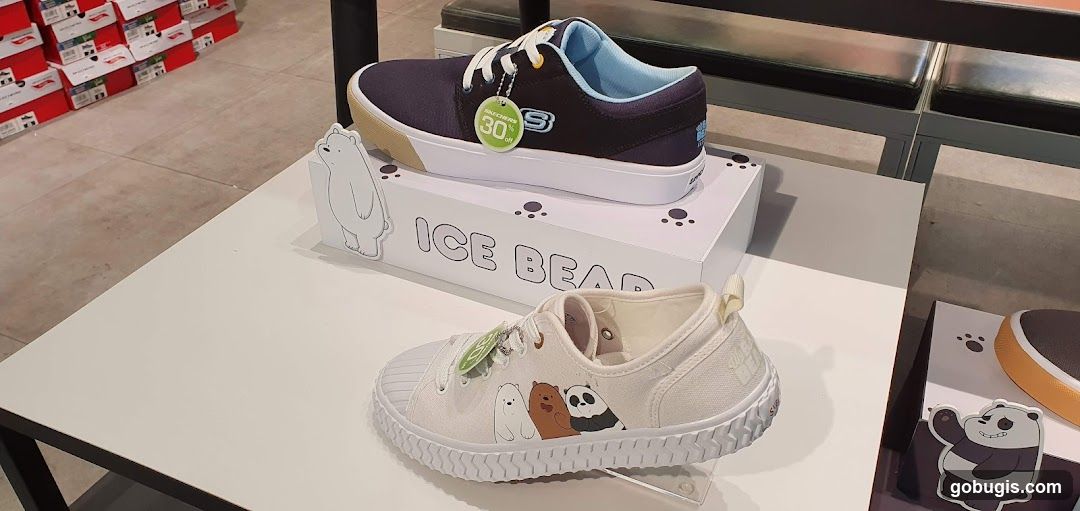 Skechers Shoes Display