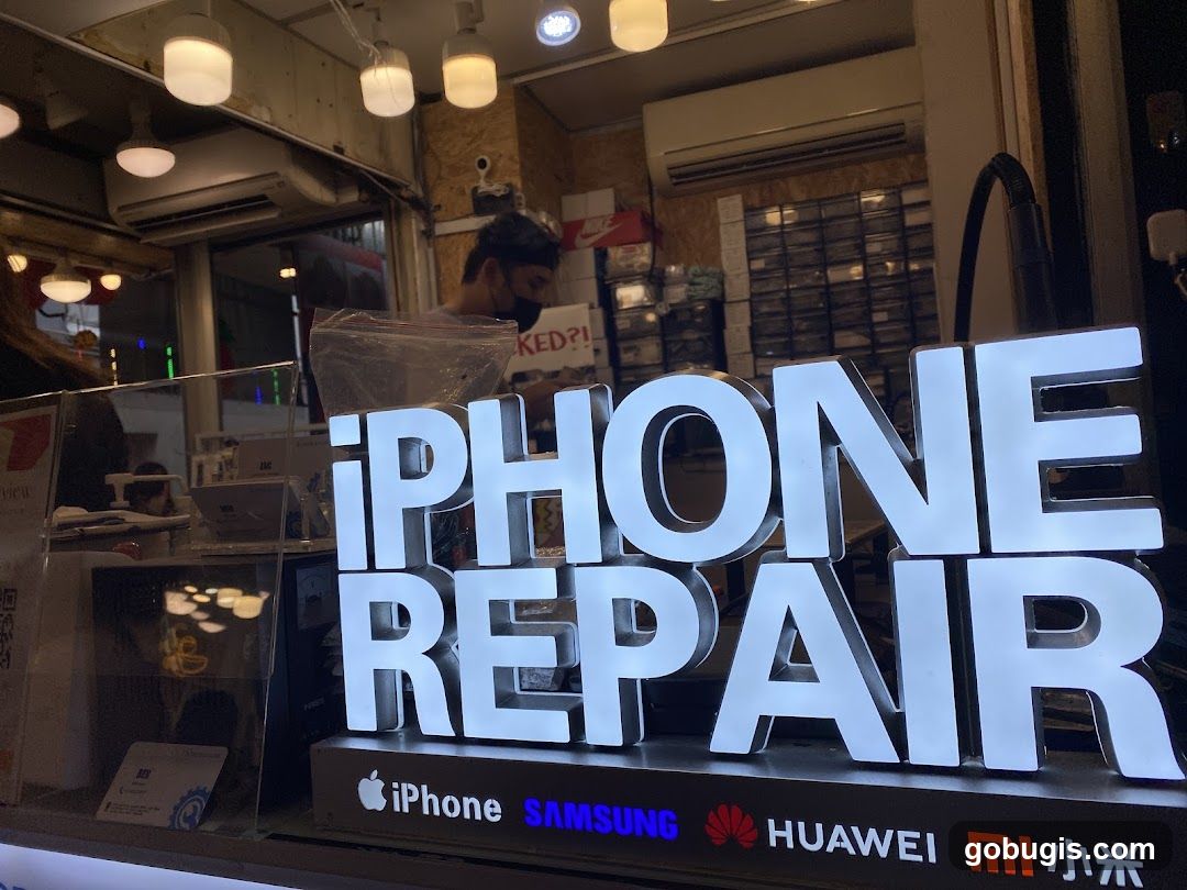 iPhone Repair Sign