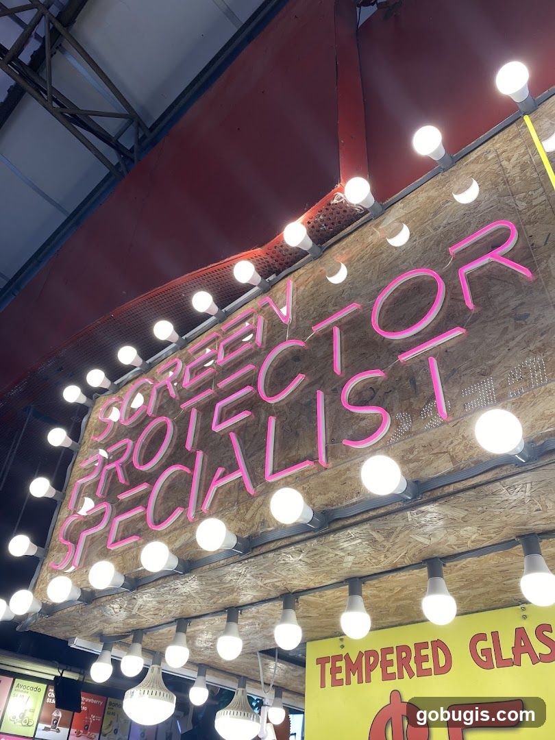 Screen Protector Specialist Sign