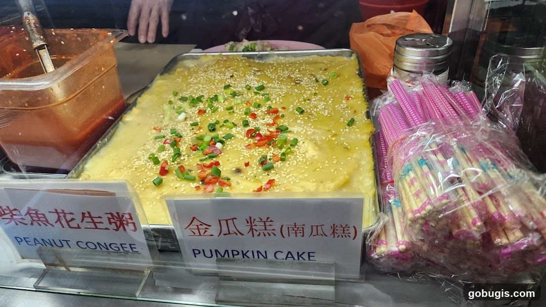 Food Display with Labels