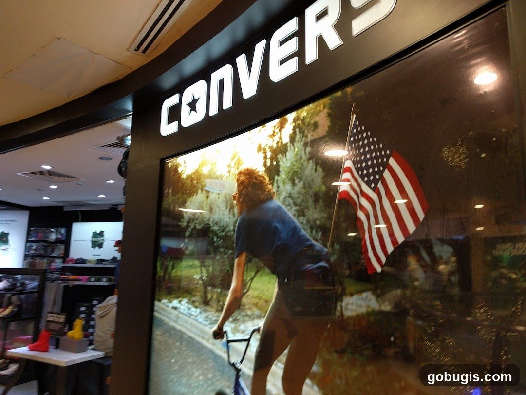Converse Store Display