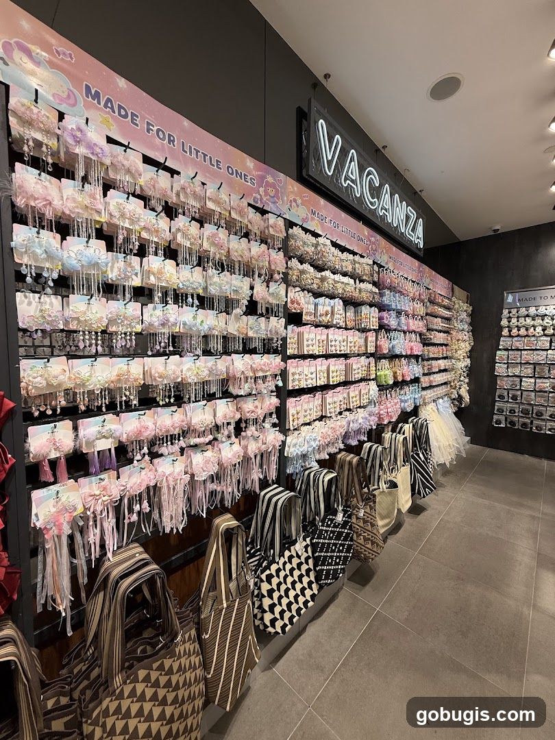 Vacanza Store Interior