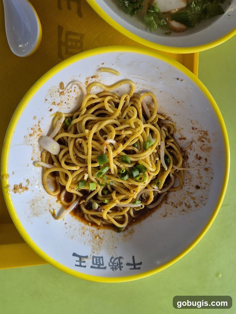 Noodles with Bean Sprouts and Scallions