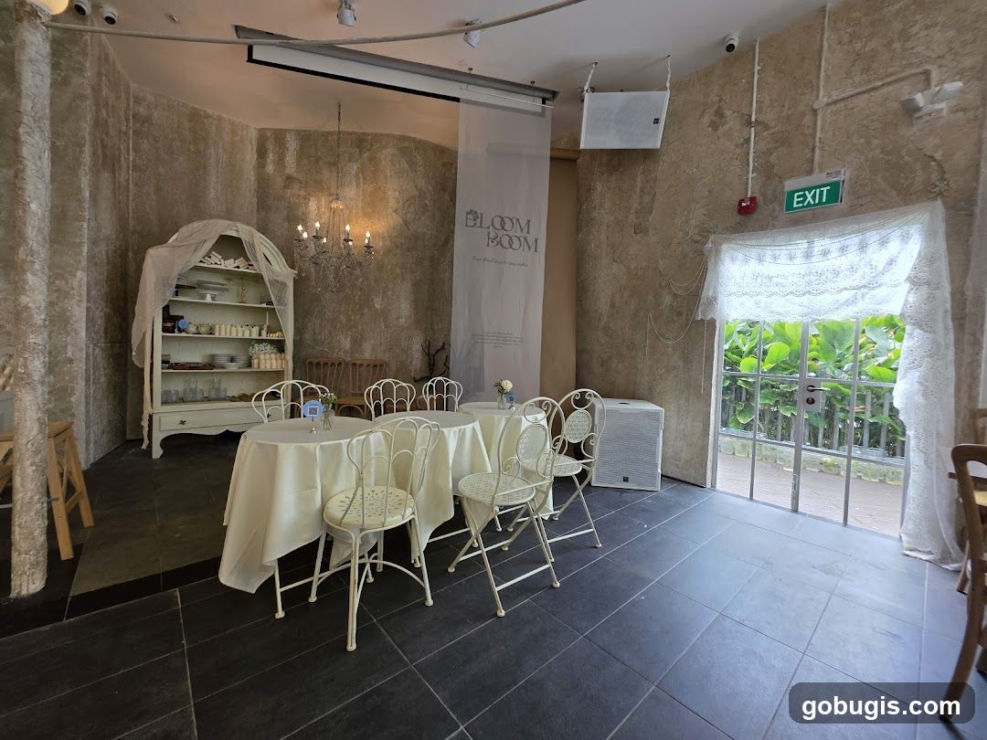 Elegant Dining Setup