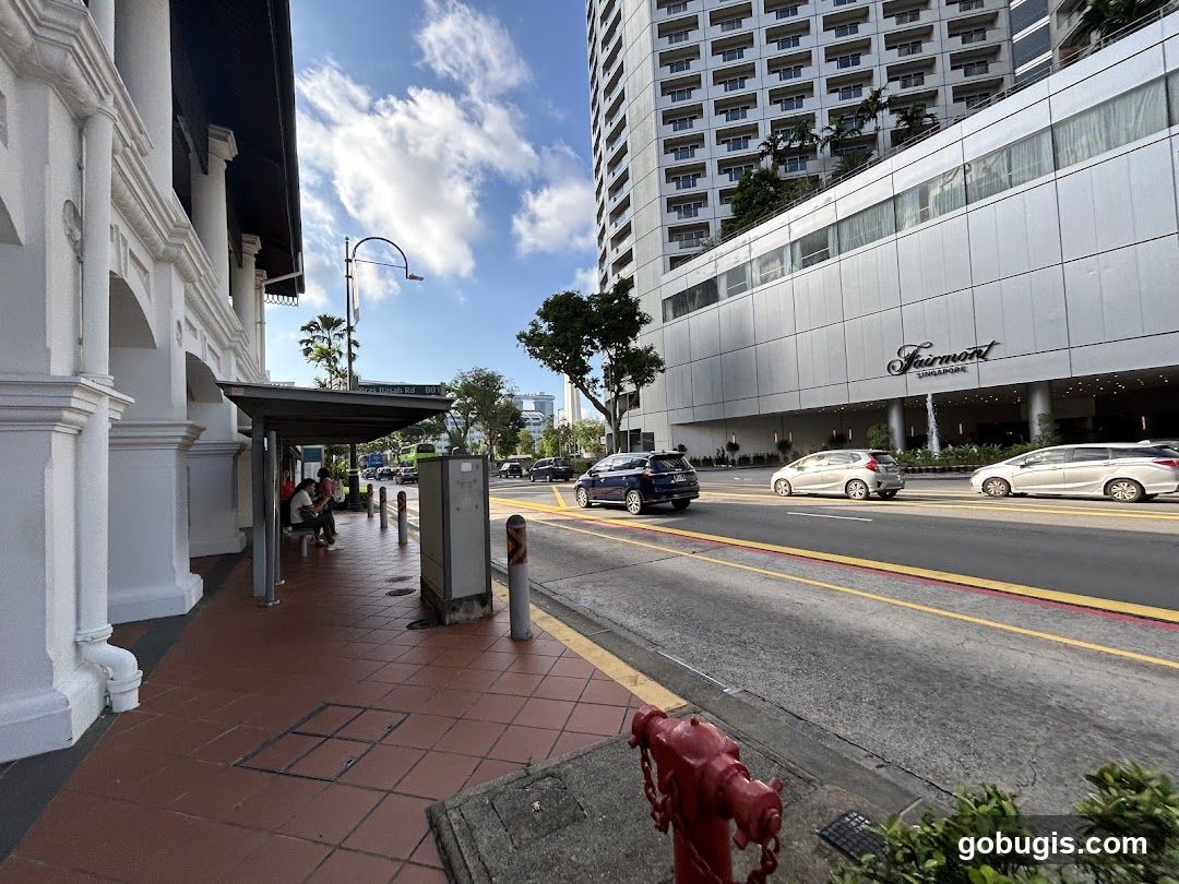 Fairmont Singapore Hotel Entrance