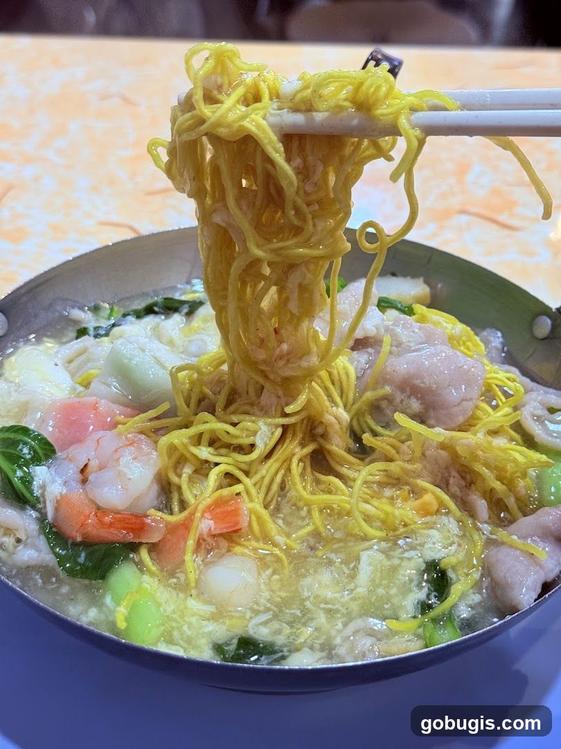 Noodles with Seafood and Meat