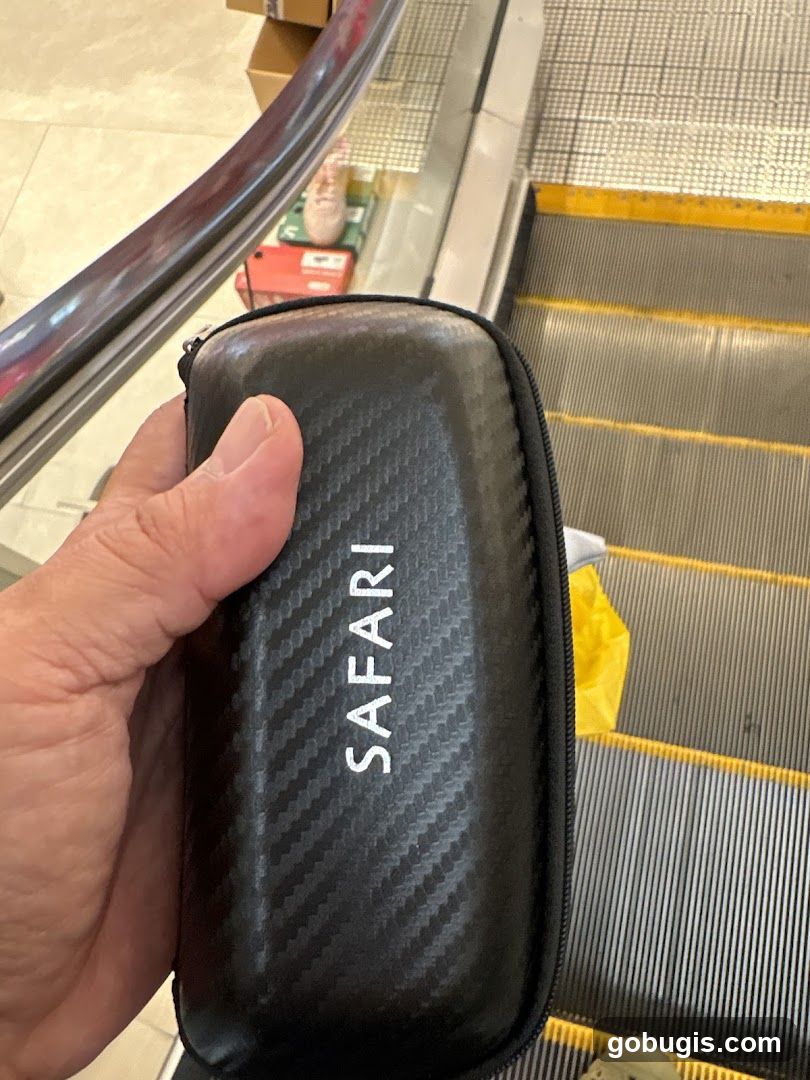 Safari Case on Escalator
