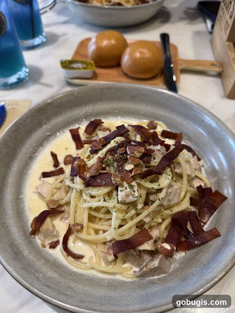 Creamy Pasta with Bacon and Nuts