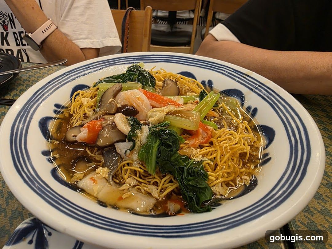 Crispy Noodles with Seafood and Vegetables