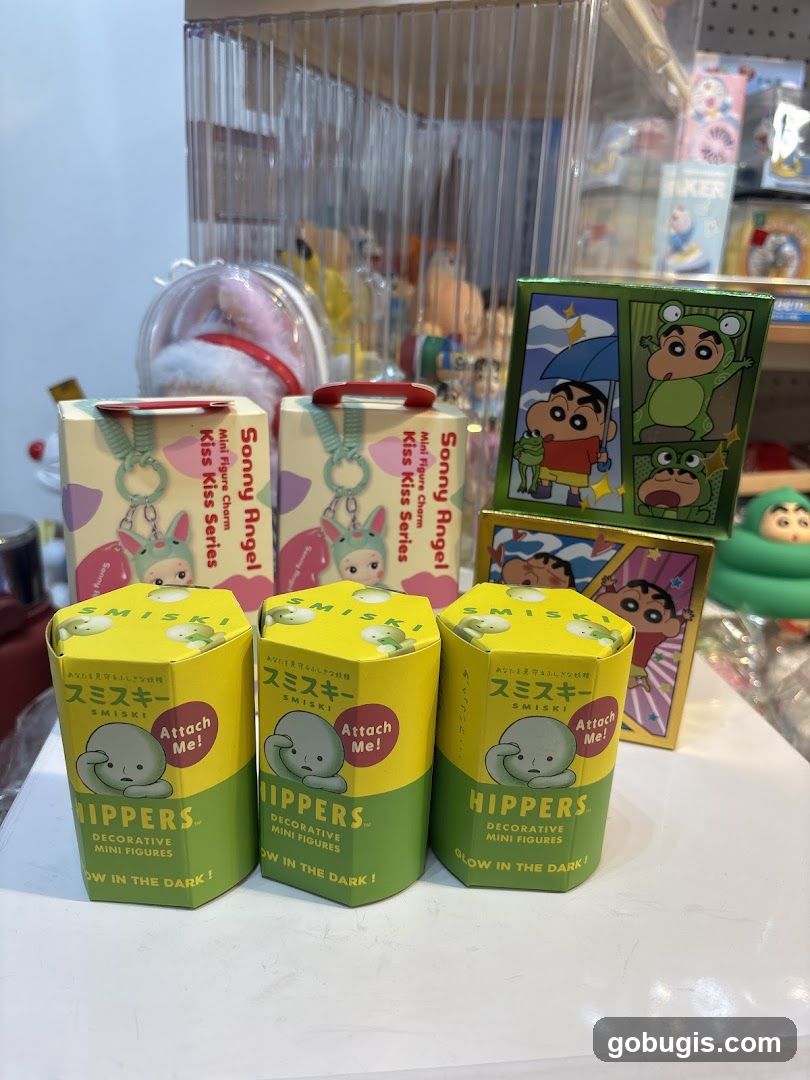 Decorative Mini Figures and Charms