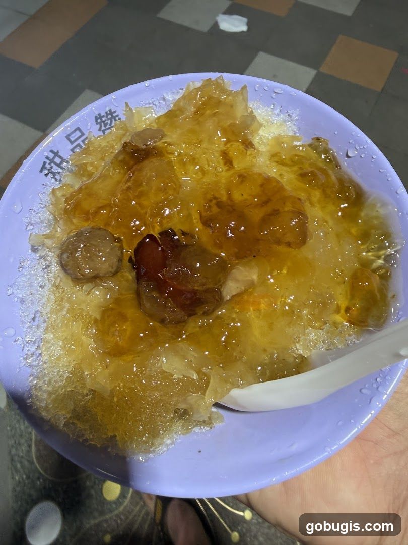 Dessert with shaved ice and toppings