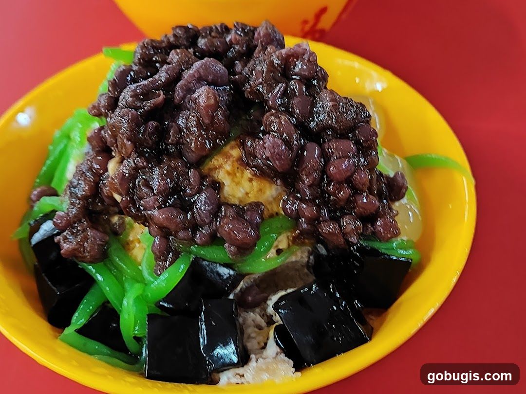Dessert with Red Beans and Grass Jelly