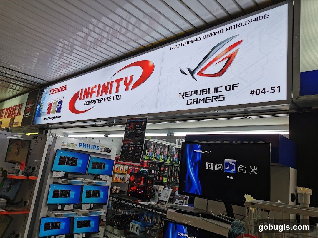 Computer Store Display