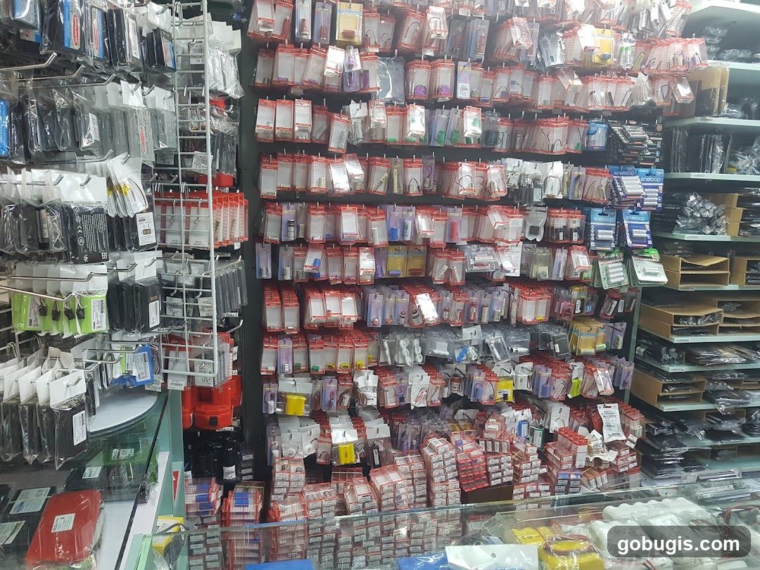 Electronics Accessories Display