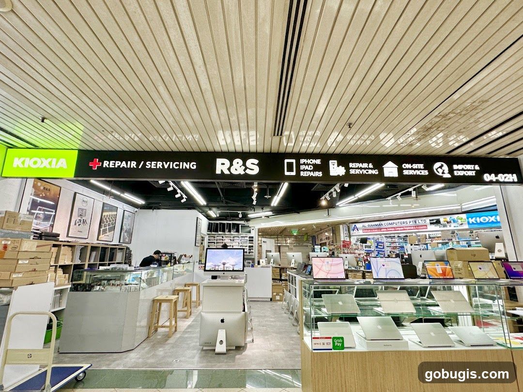 Electronics Store