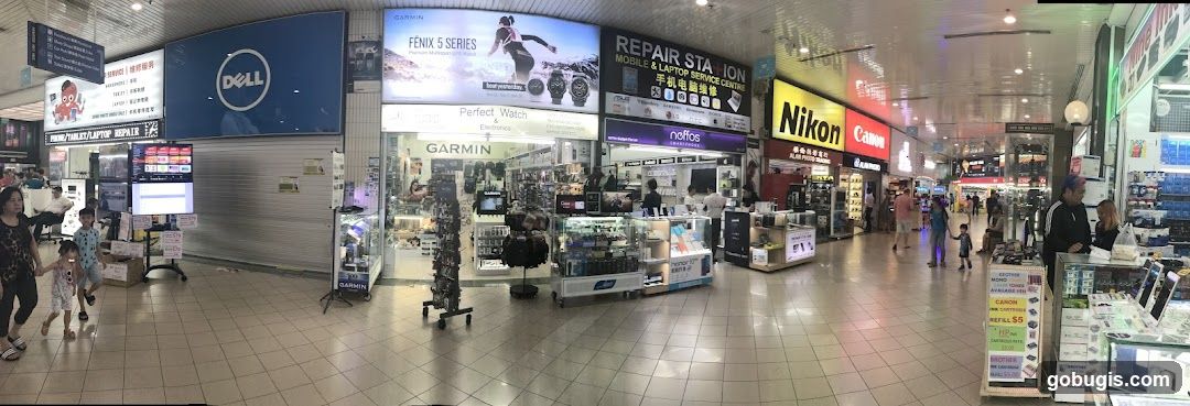 Electronics Stores