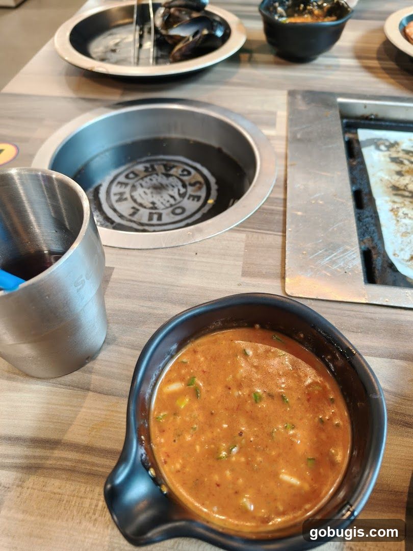 Dipping Sauce and Mussels