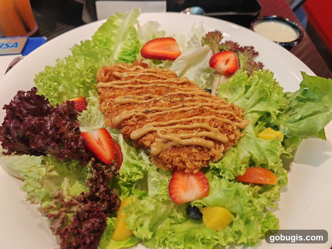 Crispy Chicken Salad