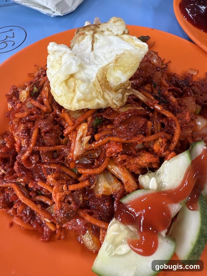 Fried Noodles with Egg and Cucumber