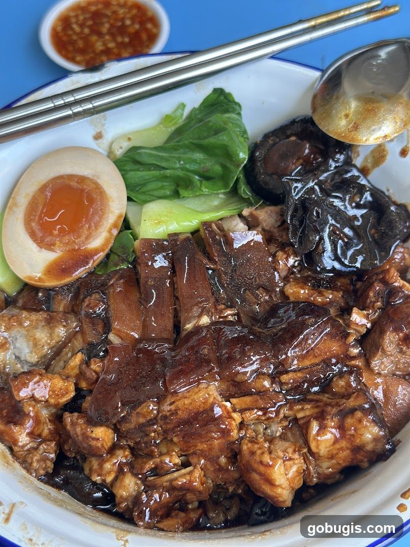 Braised Pork Belly with Egg and Vegetables