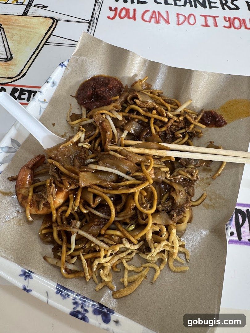 Stir-fried noodles with shrimp