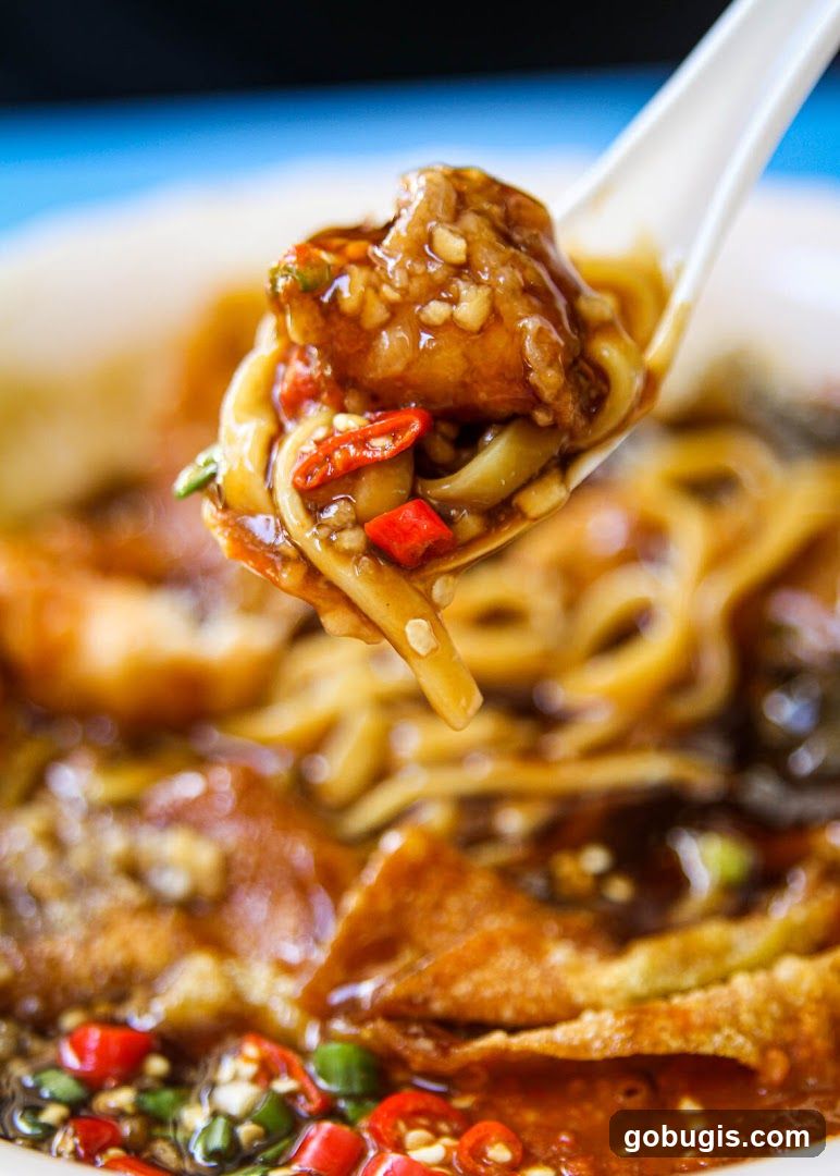 Noodles with Meat and Chili